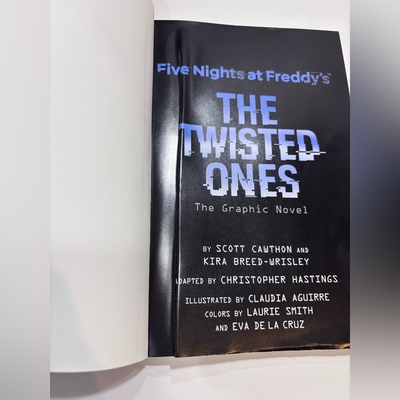 Five Nights at Freddy’s FNAF Grapic Novel Book The Twisted One’s Papaerback - Picture 3 of 3